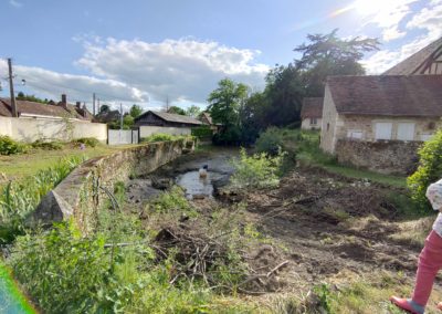 Projet construction d'une piscine dans un bief